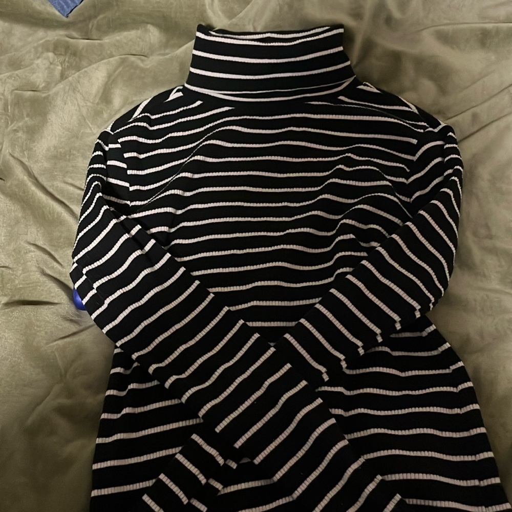 Black and white striped turtle neck